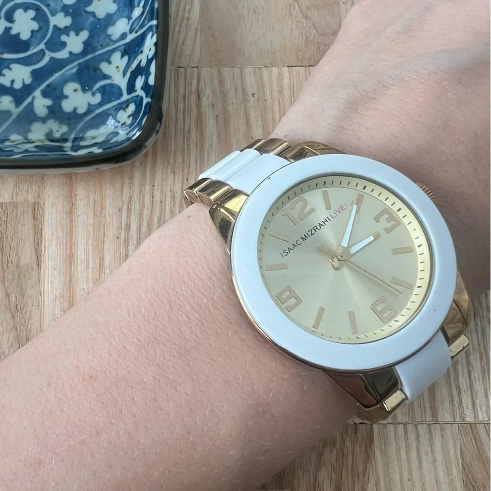 Isaac Mizrahi brand isaac